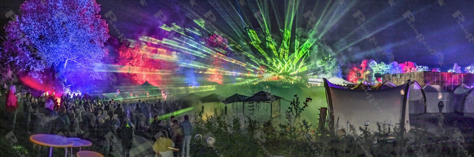 Spektakulärer Lichtzauber zum Finale der Landesgartenschau in Höxter